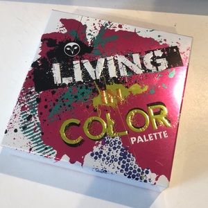 Living in Color Eyeshadow Palette